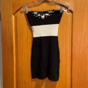 Guess Jeans Strapless short dress in Black and White